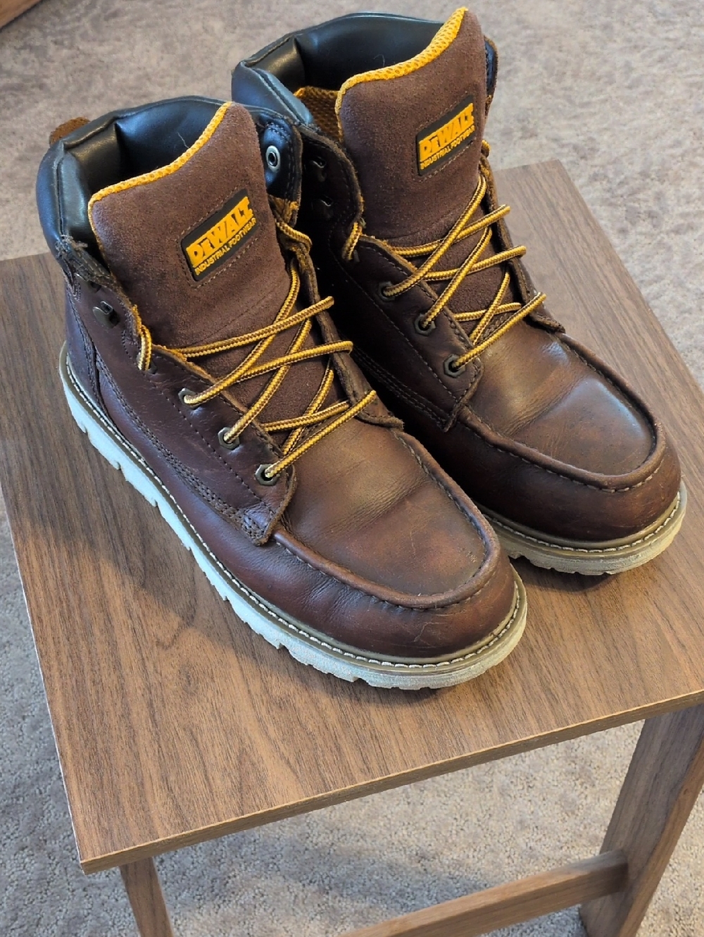 Men's 9.5M DeWalt Flex Moc Toe Leather Work Boots